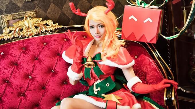 Snow Festival Natalya Cosplay by Taiwanese cosplayer Laira