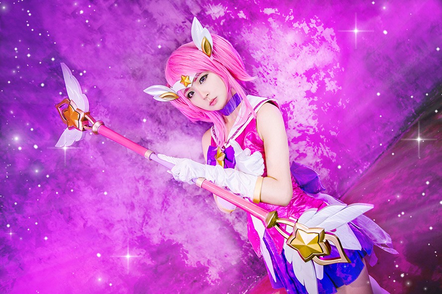 Watch Beautiful Star Guardian Cosplays