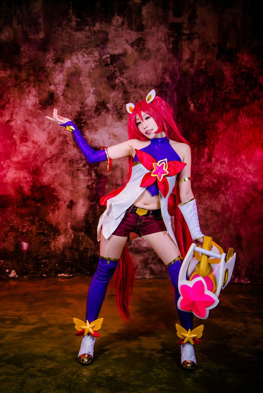 Watch Beautiful Star Guardian Cosplays