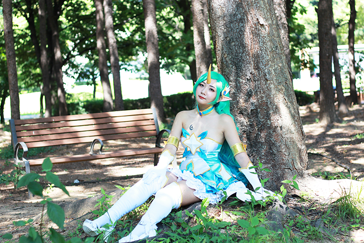 Star Guardian Soraka Cosplay by Korean cosplayer Aleah