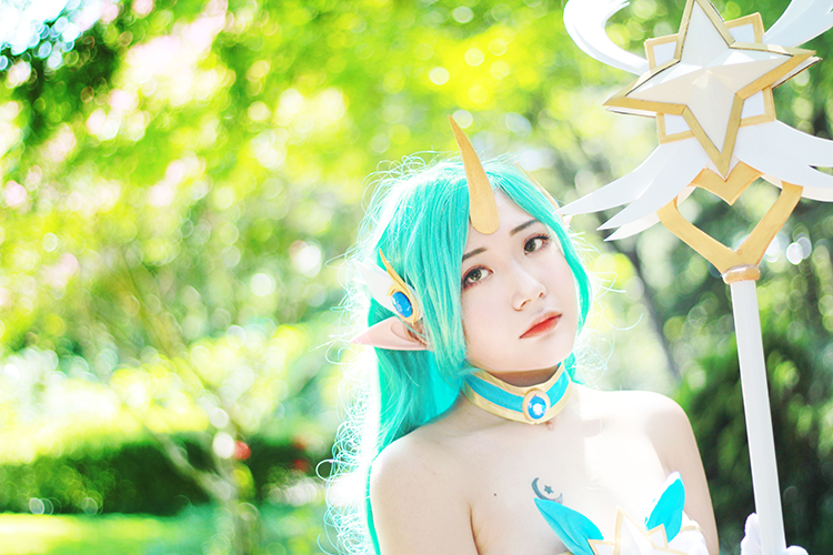 Star Guardian Soraka Cosplay by Korean cosplayer Aleah