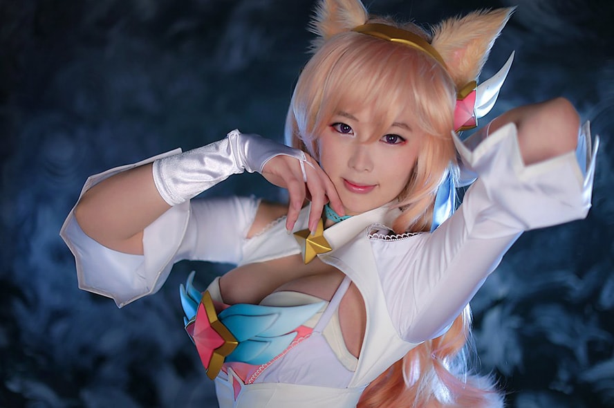 Excellent Star Guardian Ahri Cosplay by Doremi