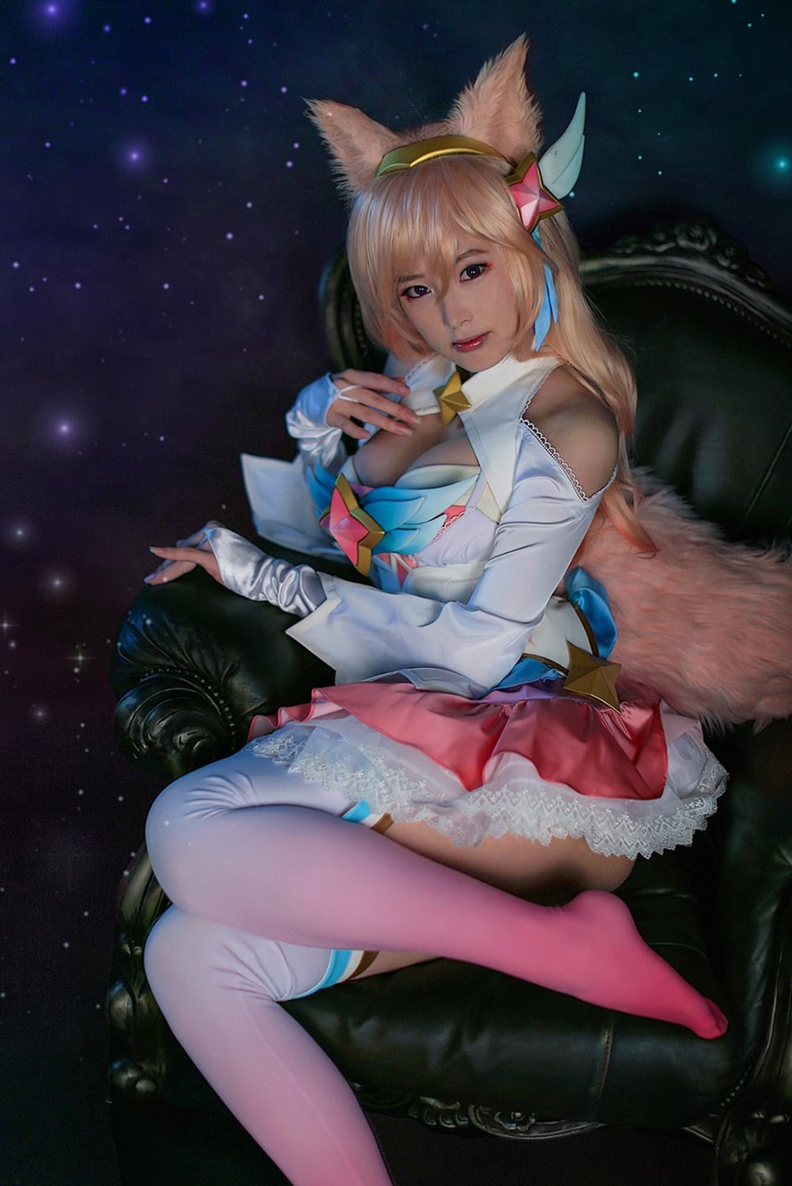 Excellent Star Guardian Ahri Cosplay by Doremi