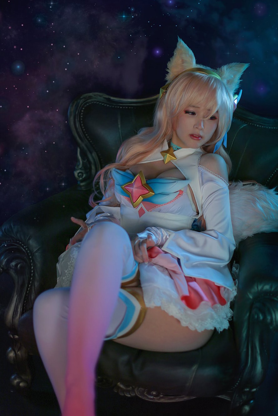 Excellent Star Guardian Ahri Cosplay by Doremi